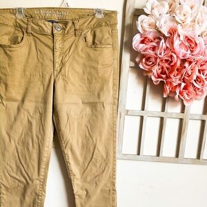 American Eagle khaki pants